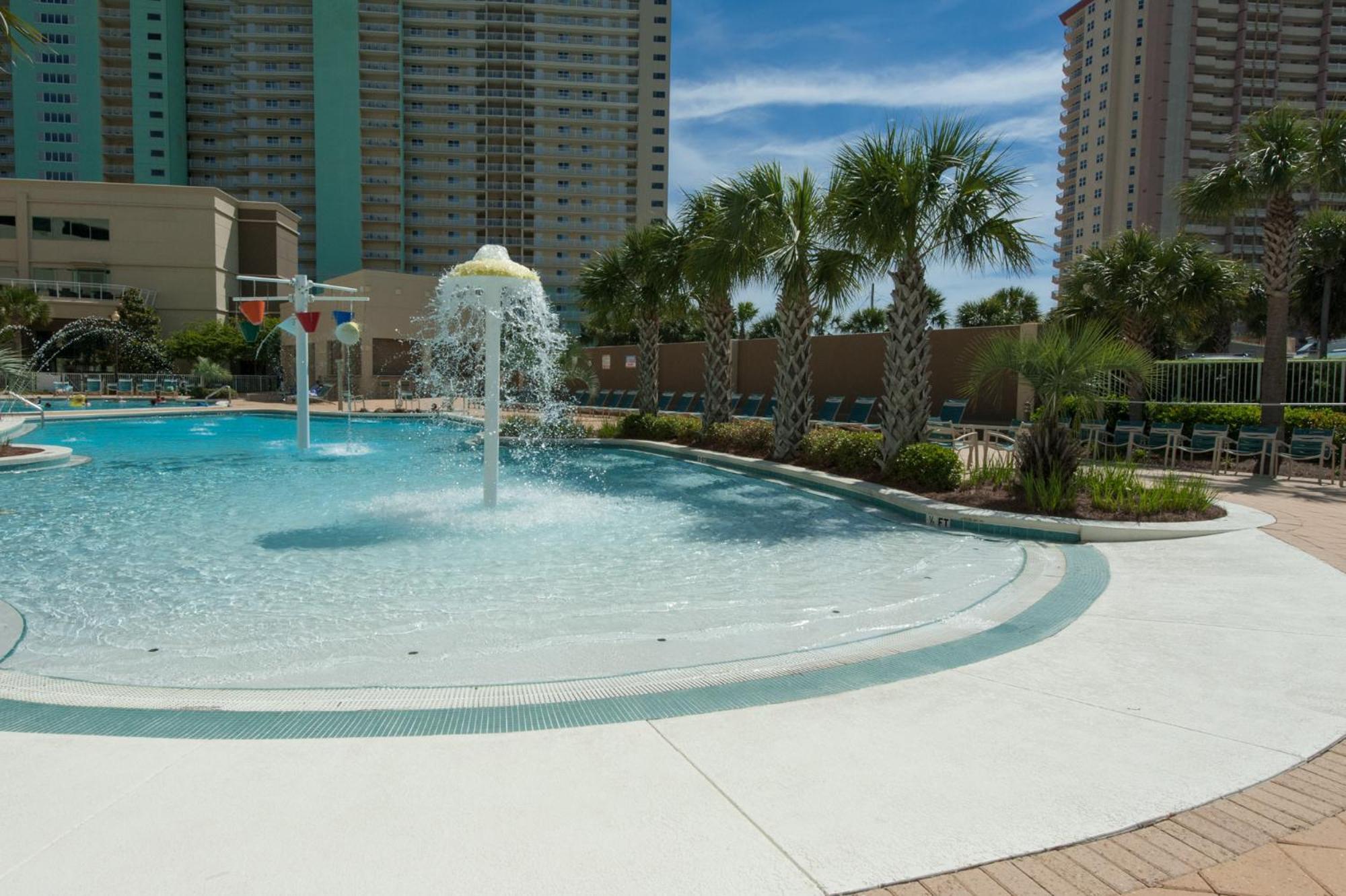 Brand New Throughout! Emerald - Gulf Front! Sleeps 8! *